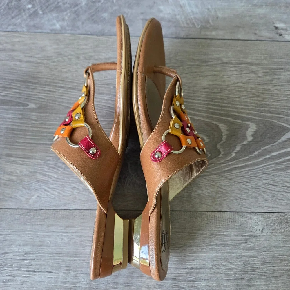 Sofft Womens 8M Tan Leather Woven Slide Thong Sandals Multi Color Rings Studded